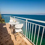 Waterfront Apartman Trpanj